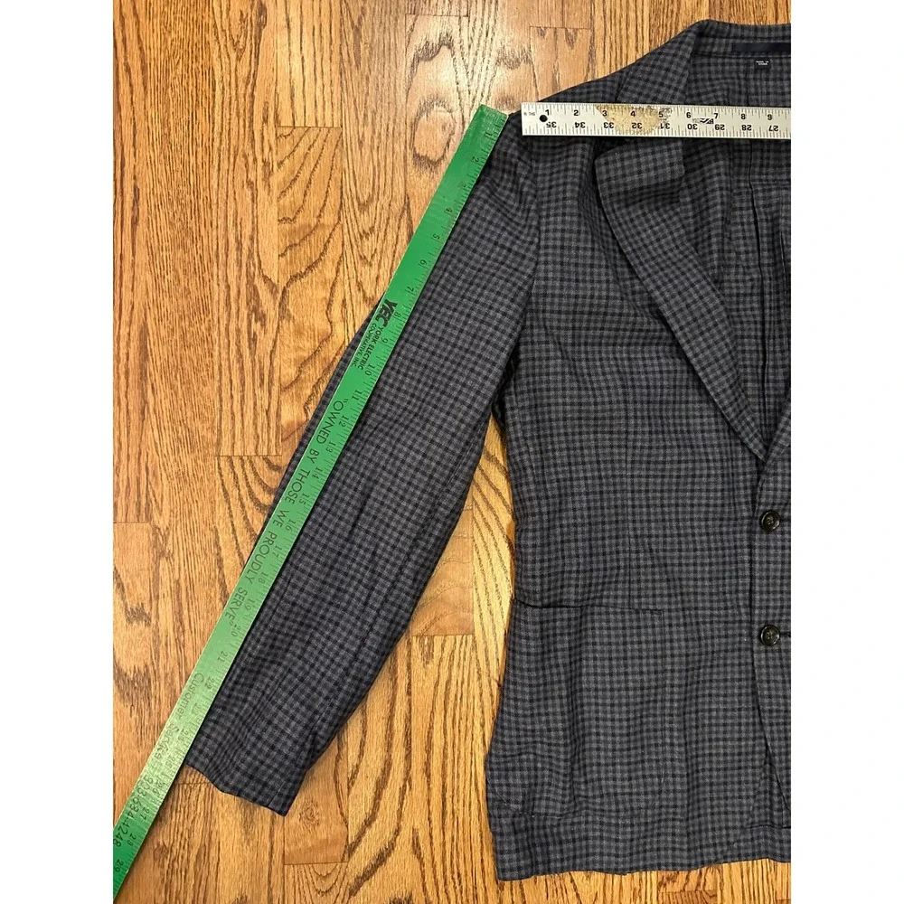 J. Crew sport notch